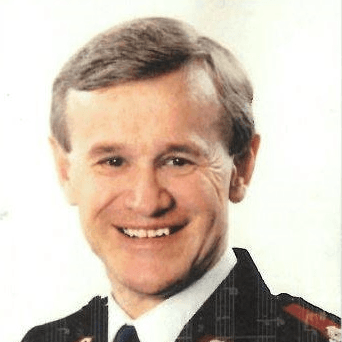 Howard Davies