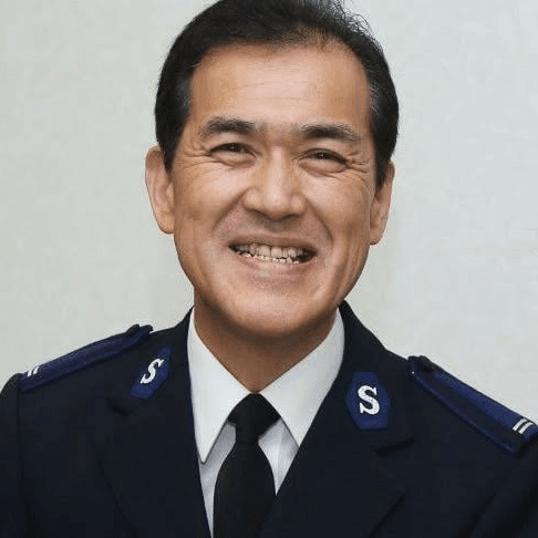 Hajime Suzuki